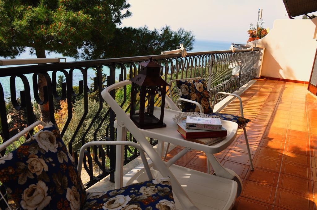 Villa Laura Sea View Apartments Santa Maria di Castellabate Bagian luar foto